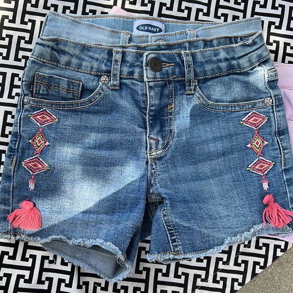 Girls denim shorts size 7 - Picture 4 of 11